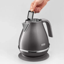 کتری برقی دلونگی مدل KBOT3001 گنجایش 1.7 لیتر