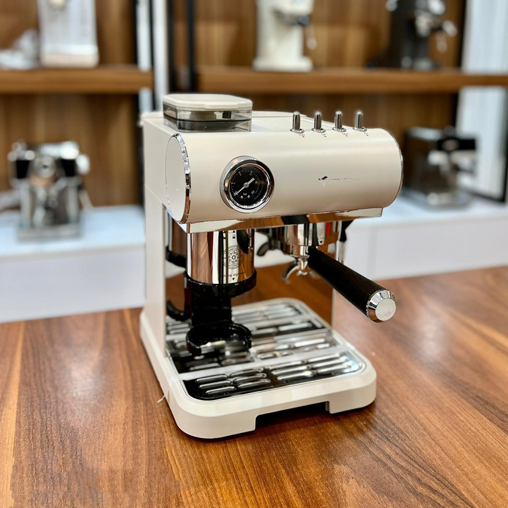 اسپرسو ساز ۱۵۰۰ میلی‌لیتر مباشی مدل ME-CCM2071