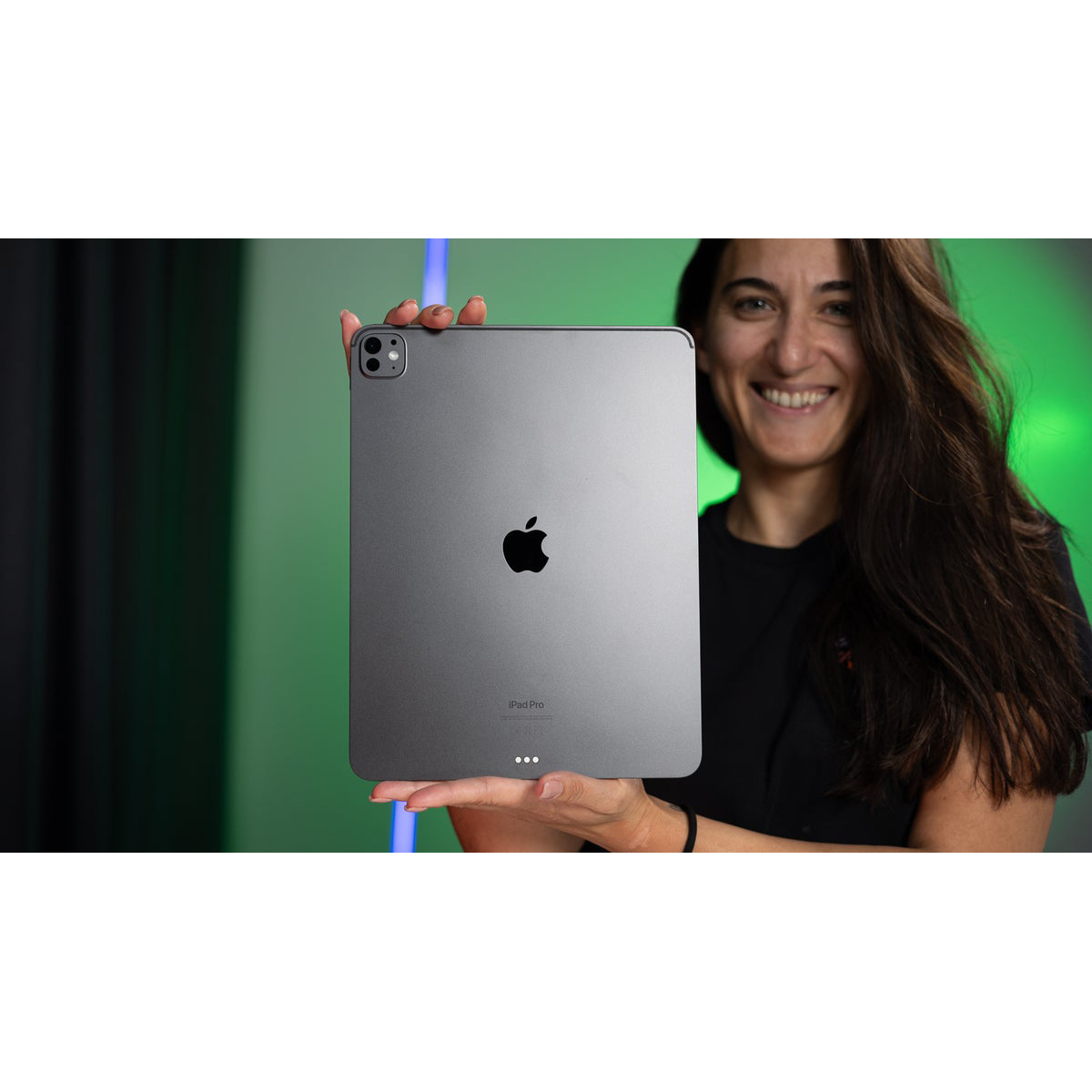 تبلت 11 اینچی اپل مدل iPad Pro 2024 M4 Wi-Fi Nano-Texture ظرفیت 1 ترابایت و رم 16 گیگابایت