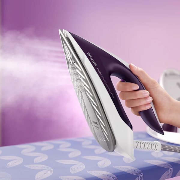 اتو مخزن دار فیلیپس مدل GC7930