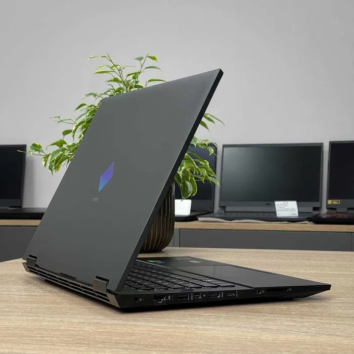 لپ تاپ 16.1 اینچی اچ‌پی مدل OMEN 16-b0001-i7 11800H-32GB DDR4-1TB SSD-RTX3070-FHD