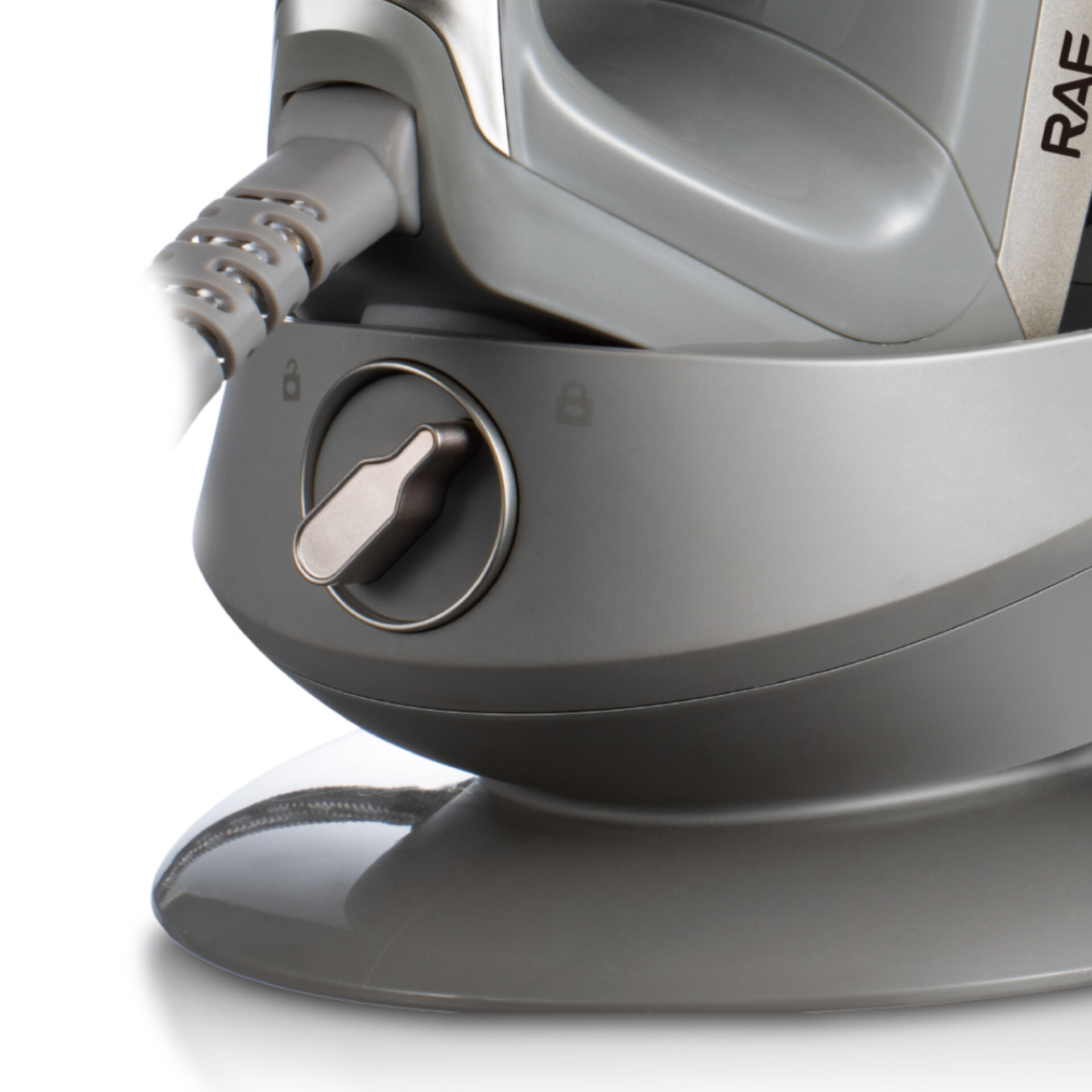 اتو مخزن‌دار 2200 وات راف مدل R.1357