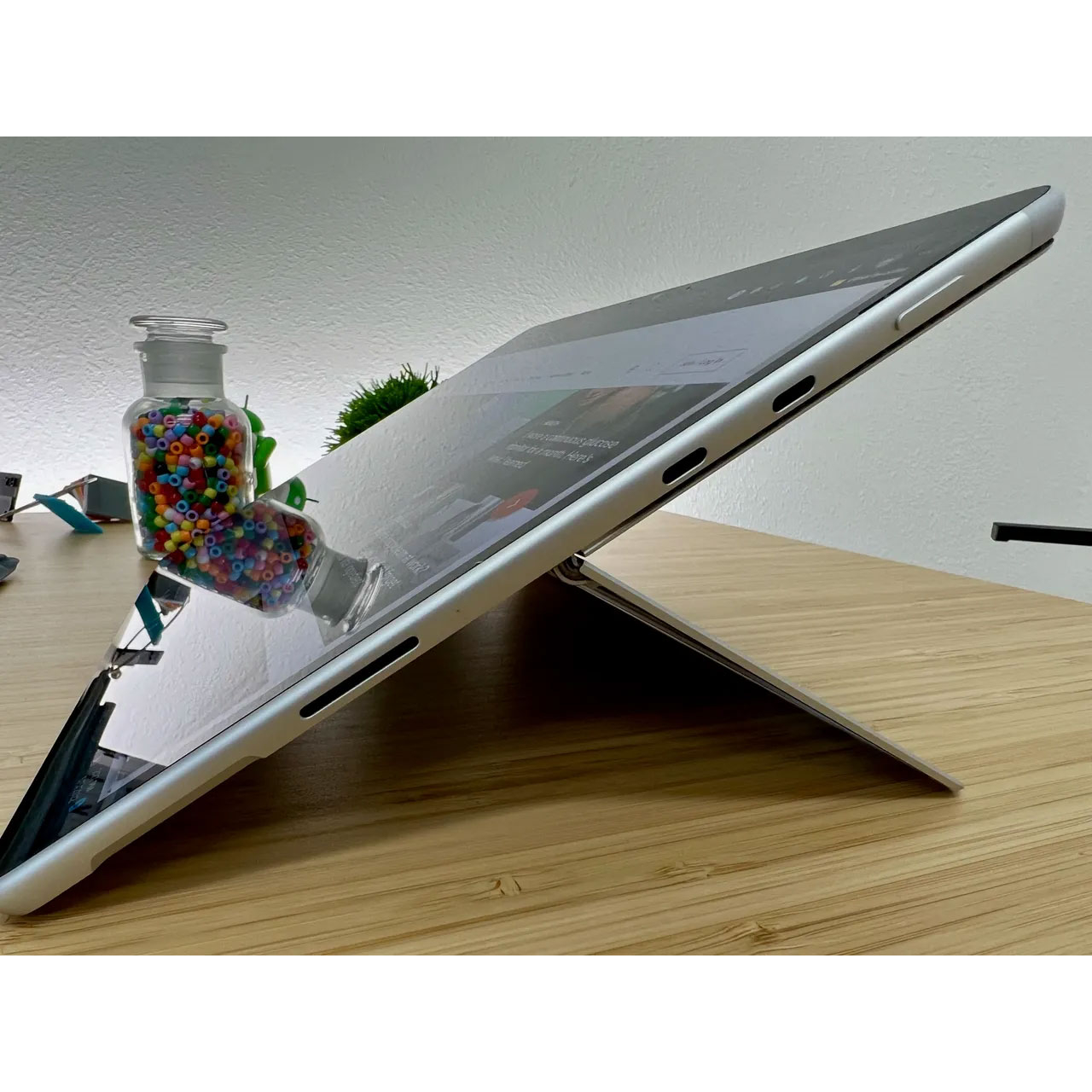 تبلت 13 اینچی مایکروسافت مدل Surface Pro 8-i7 1185G7 ظرفیت 512 گیگابایت و 16 گیگابایت رم