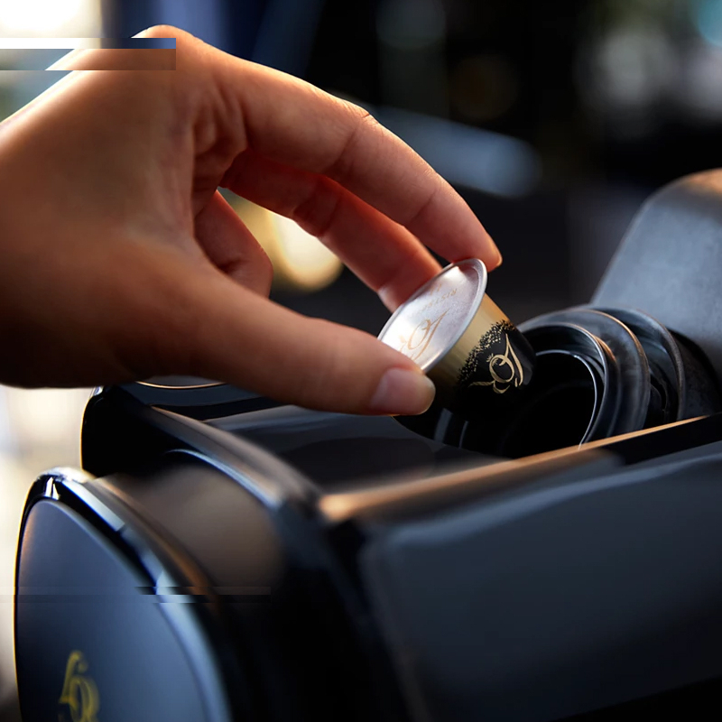 اسپرسو ساز 1 لیتری فیلیپس مدل  Lor Barista LM8014/60 به همراه کف شیرساز فیلیپس