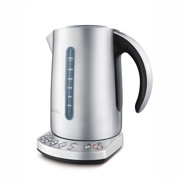 کتری برقی برویل مدل BKE820