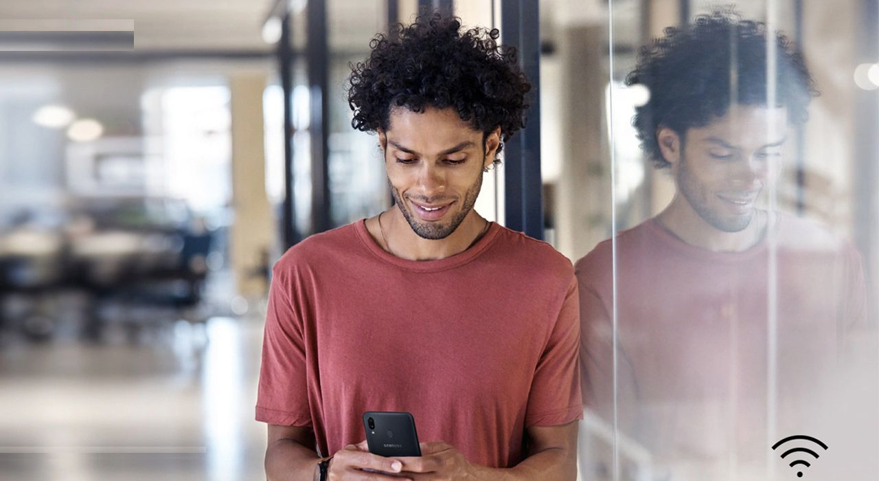 گوشی موبایل سامسونگ مدل Galaxy M20 SM-M205F/DS Dual SIM دو سیم کارت ظرفیت 32 گیگابایت