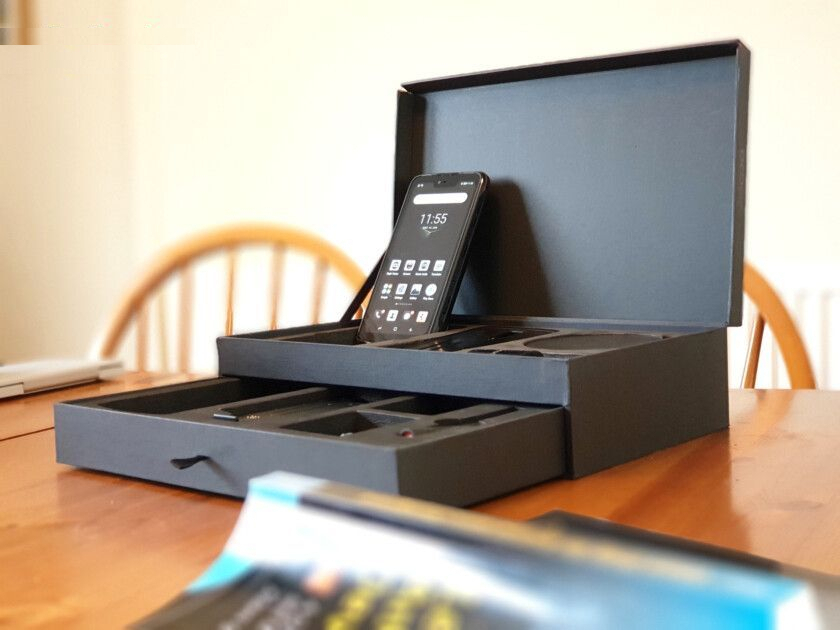 گوشی موبایل دوجی مدل S90 دو سیم کارت ظرفیت 128 گیگابایت همراه با ماژول دوربین عکاسی در شب و گیم پد و پاوربانک