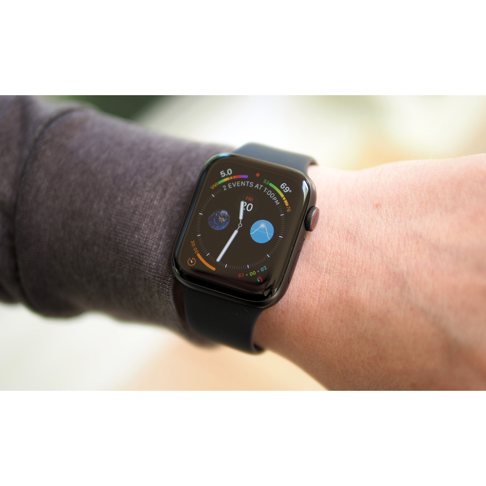 ساعت هوشمند اپل واچ سری 5 مدل 44m Aluminum Case Black Sport Silicon Band