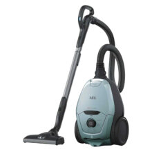 جاروبرقی آ ا گ مدل VX82-1-4MB