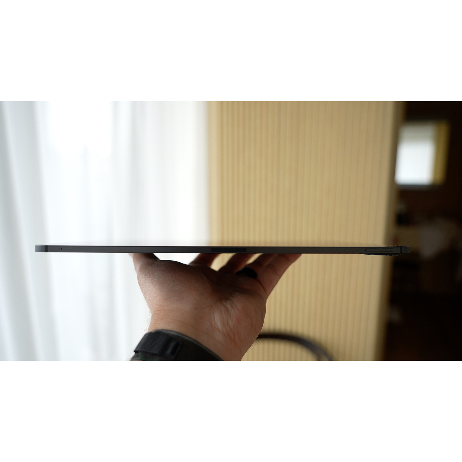 تبلت 13 اینچی اپل مدل iPad Pro 2024 M4 Wi-Fi Nano-Texture ظرفیت 2 ترابایت و رم 16 گیگابایت