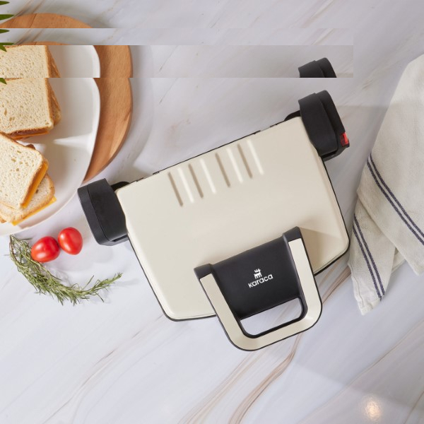 ساندویچ ساز کاراجا مدل Future Essential