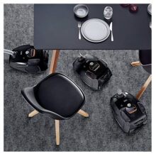 جاروبرقی آ ا گ مدل VX7-2-EB-P