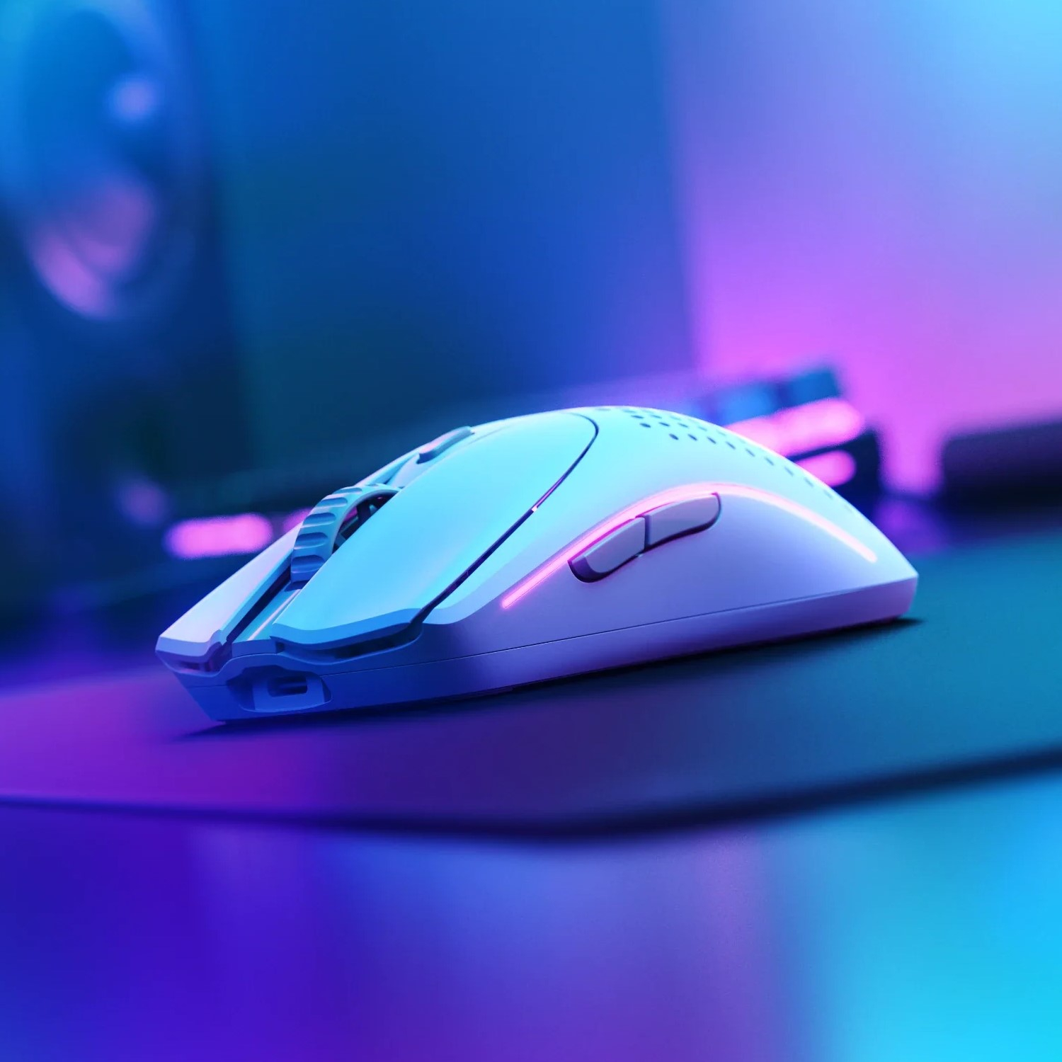 ماوس بی سیم مخصوص بازی گلوریس مدل O2