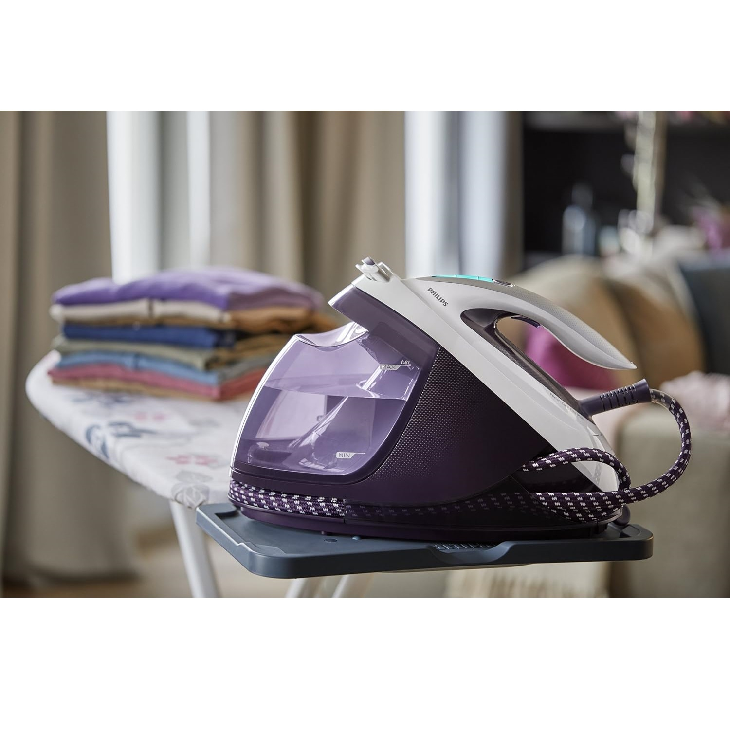 اتو فیلیپس مدل مخزن دار GC9660