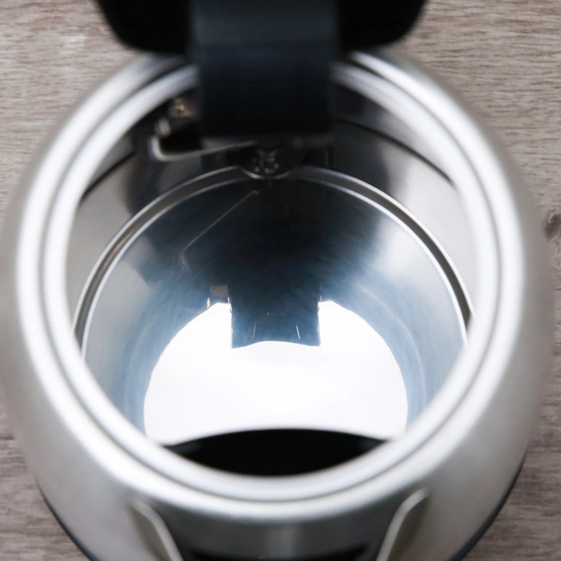 کتری برقی فیلیپس مدل HD9350