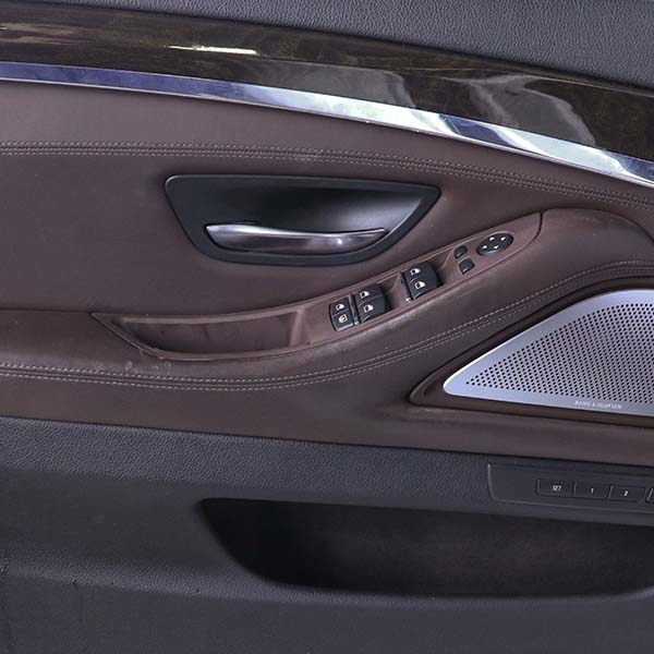 خودرو کارکرده بی ام دبلیو مدل 528i فول دنده اتوماتیک سال 2015