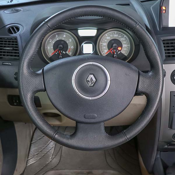 خودرو کارکرده رنو مدل مگان مونتاژ 2000 دنده اتوماتیک سال 1391