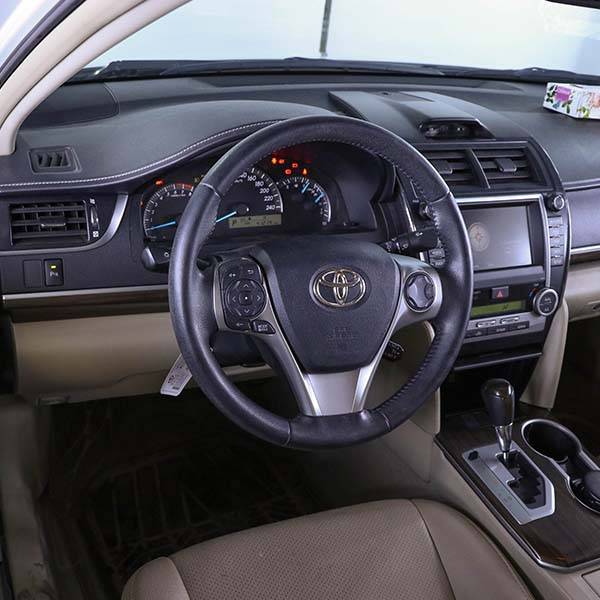 خودرو کارکرده تویوتا مدل کمری GLX دنده اتوماتیک سال 2014