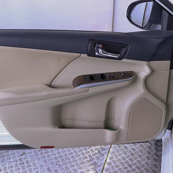 خودرو کارکرده تویوتا مدل کمری GLX دنده اتوماتیک سال 2014