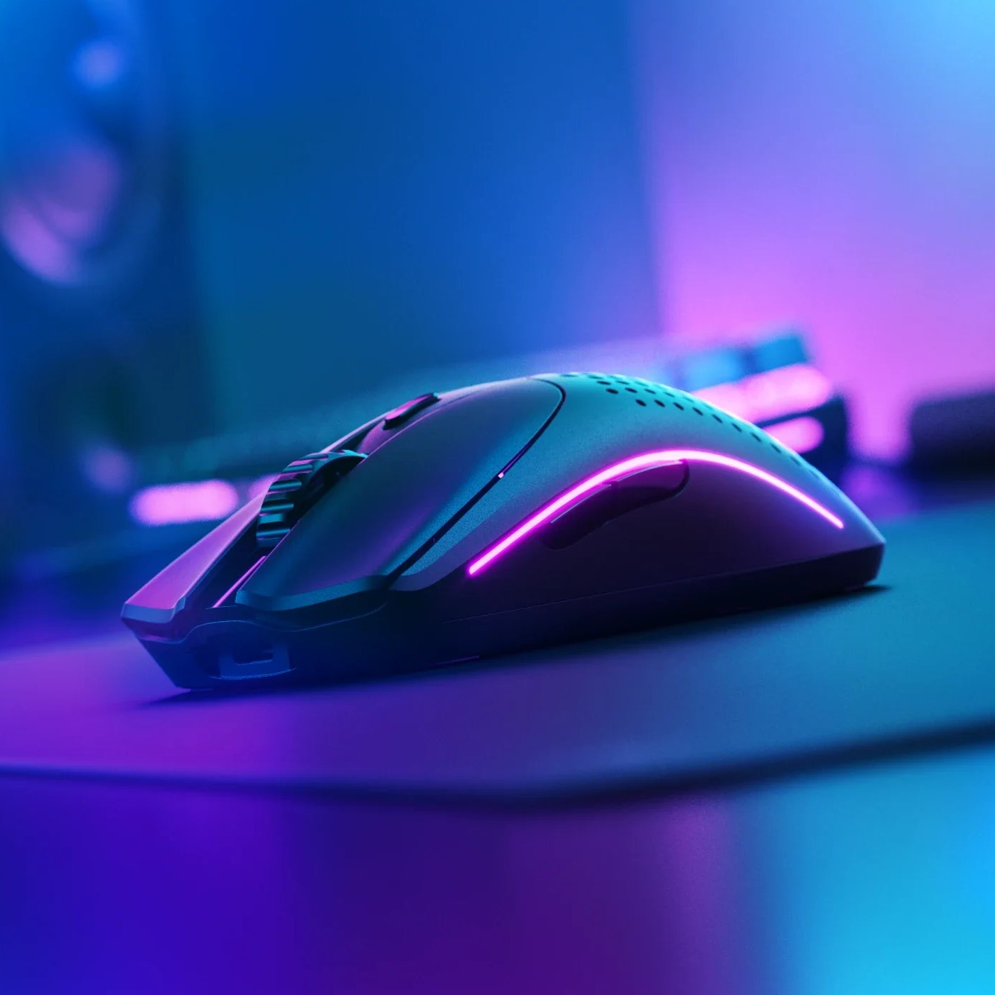 ماوس بی سیم مخصوص بازی گلوریس مدل O2