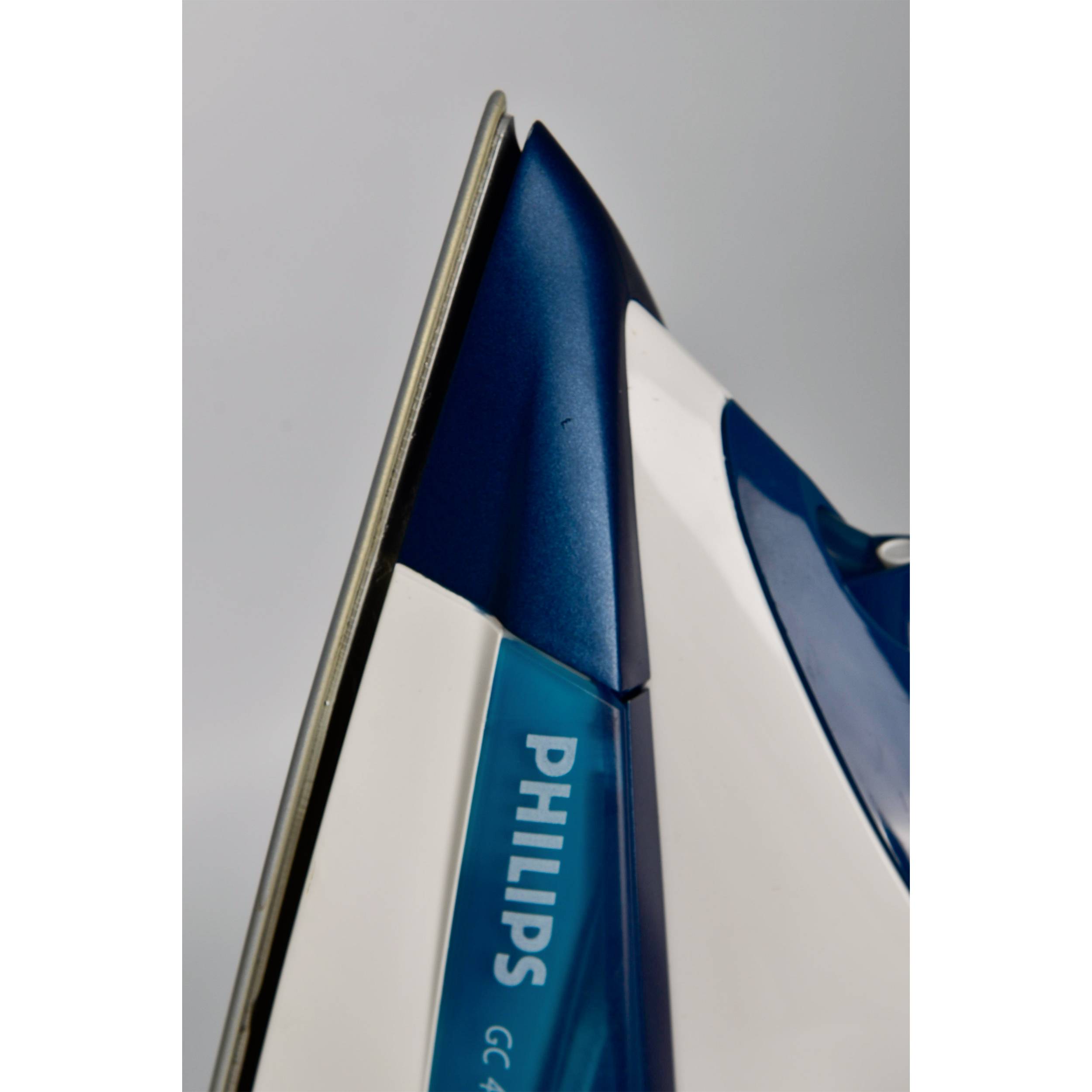 اتو بخار 2400 وات فیلیپس مدل GC4410