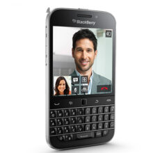 گوشی موبایل بلک بری مدل Classic Q20