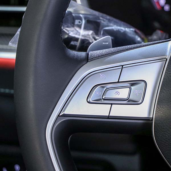 خودرو کی ام سی مدل J7 دنده اتوماتیک سال 1404