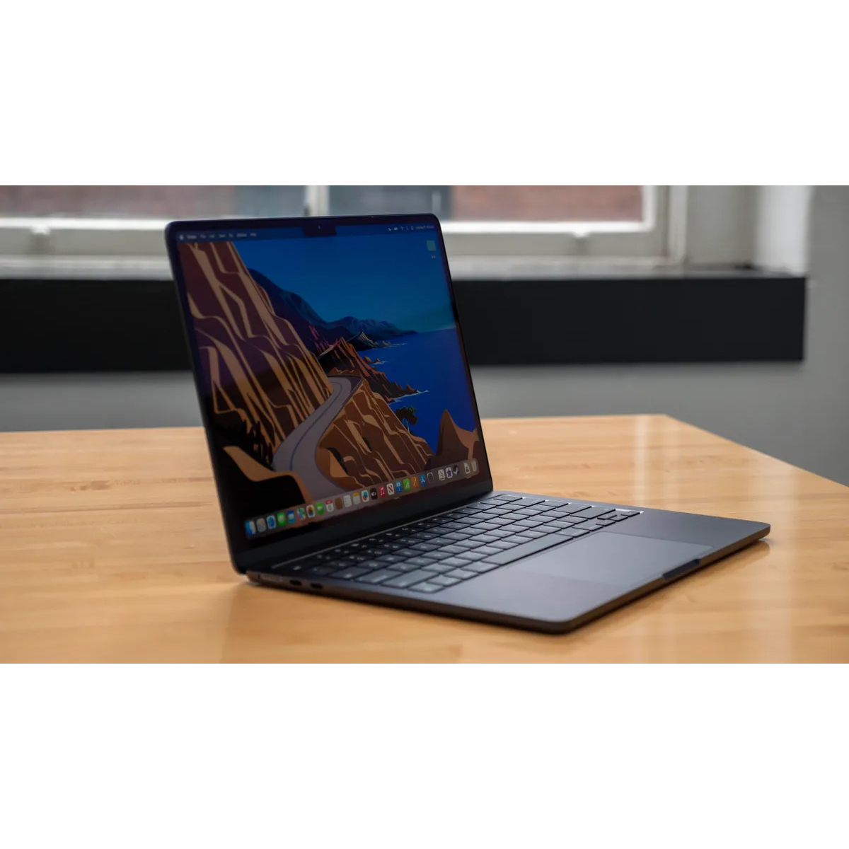 لپ تاپ 13.6 اینچی اپل مدل MacBook Air MC6T4 2025 LLA-M4-16GB RAM-256GB SSD