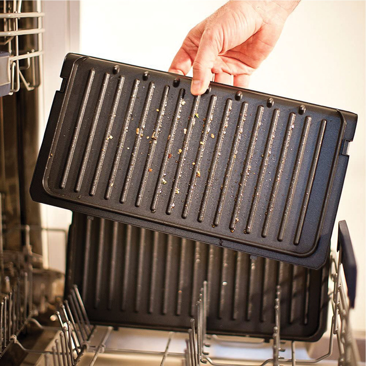 ساندویچ ساز جورج فورمن مدل 22160GCC