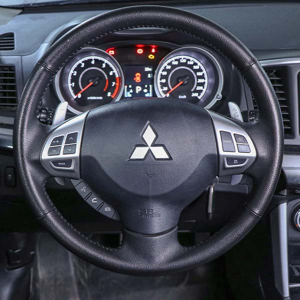 خودرو کارکرده میتسوبیشی مدل لنسر تیپ 4 دنده اتوماتیک سال 2017