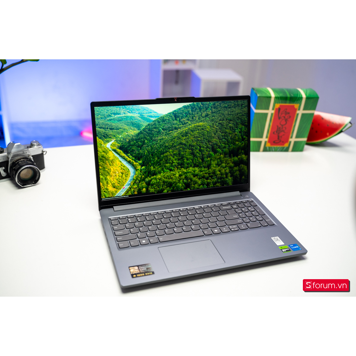 لپ تاپ 15.6 اینچی لنوو مدل LOQ 15IAX9E-i7 12650HX-16GB DDR5 4800MHz-512GB SSD-RTX4050 6GB-FHD 144Hz