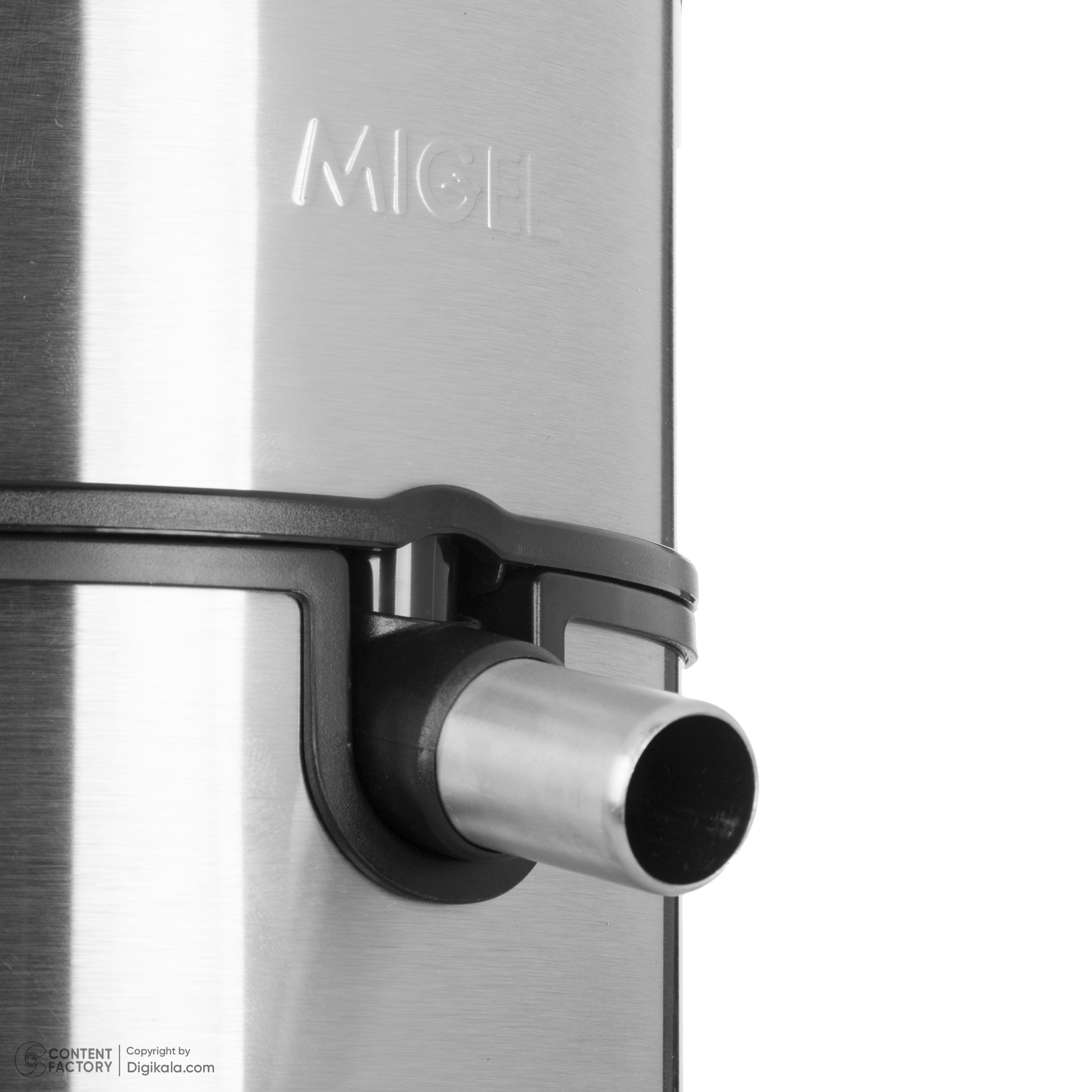 آب میوه گیری میگل مدل GPJ 800