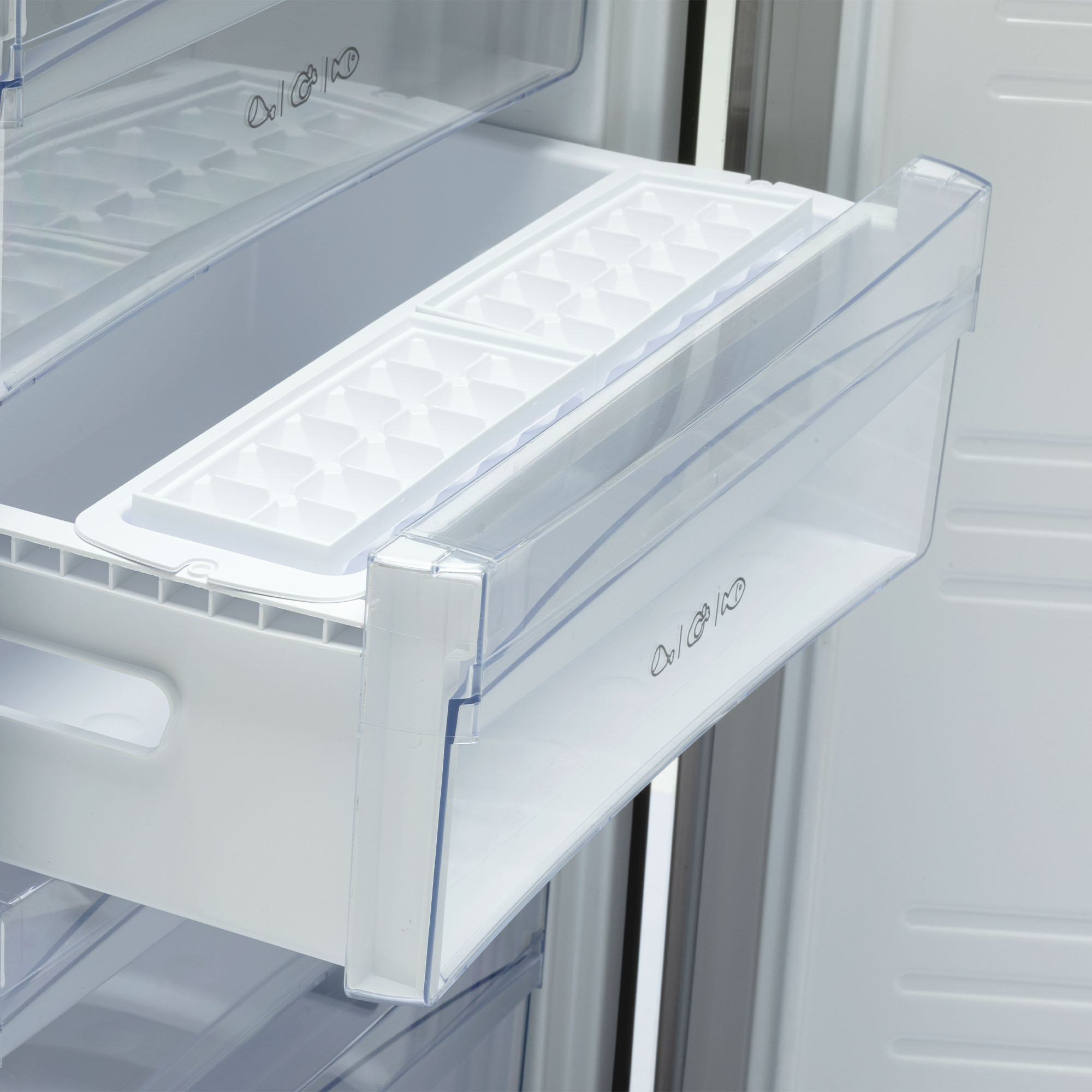 یخچال و فریزر 24 فوت اسنوا مدل SN4-0250SW