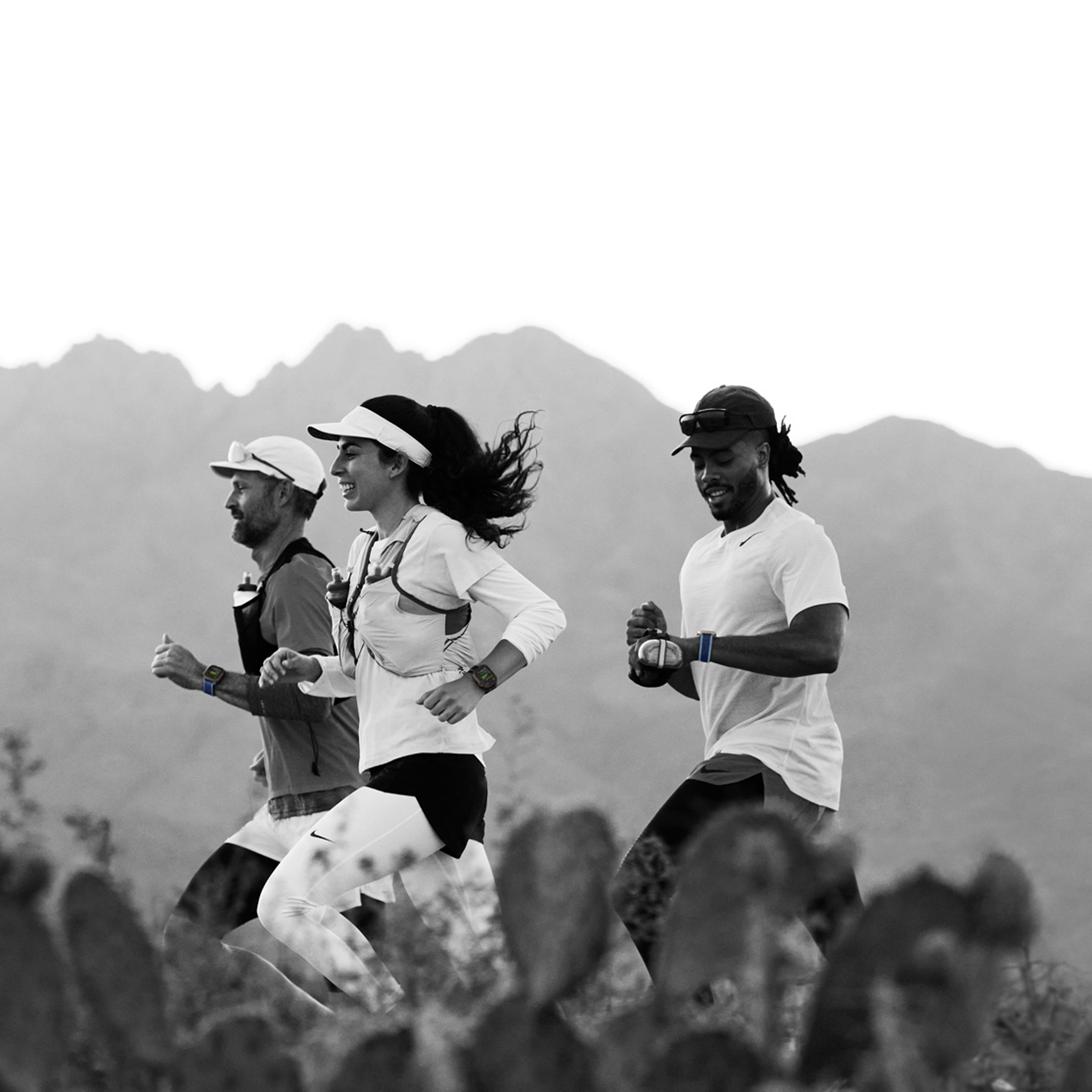 ساعت هوشمند 49 میلی متری اپل مدل Ultra 3 Natural Titanium Case با بند Alpine Loop