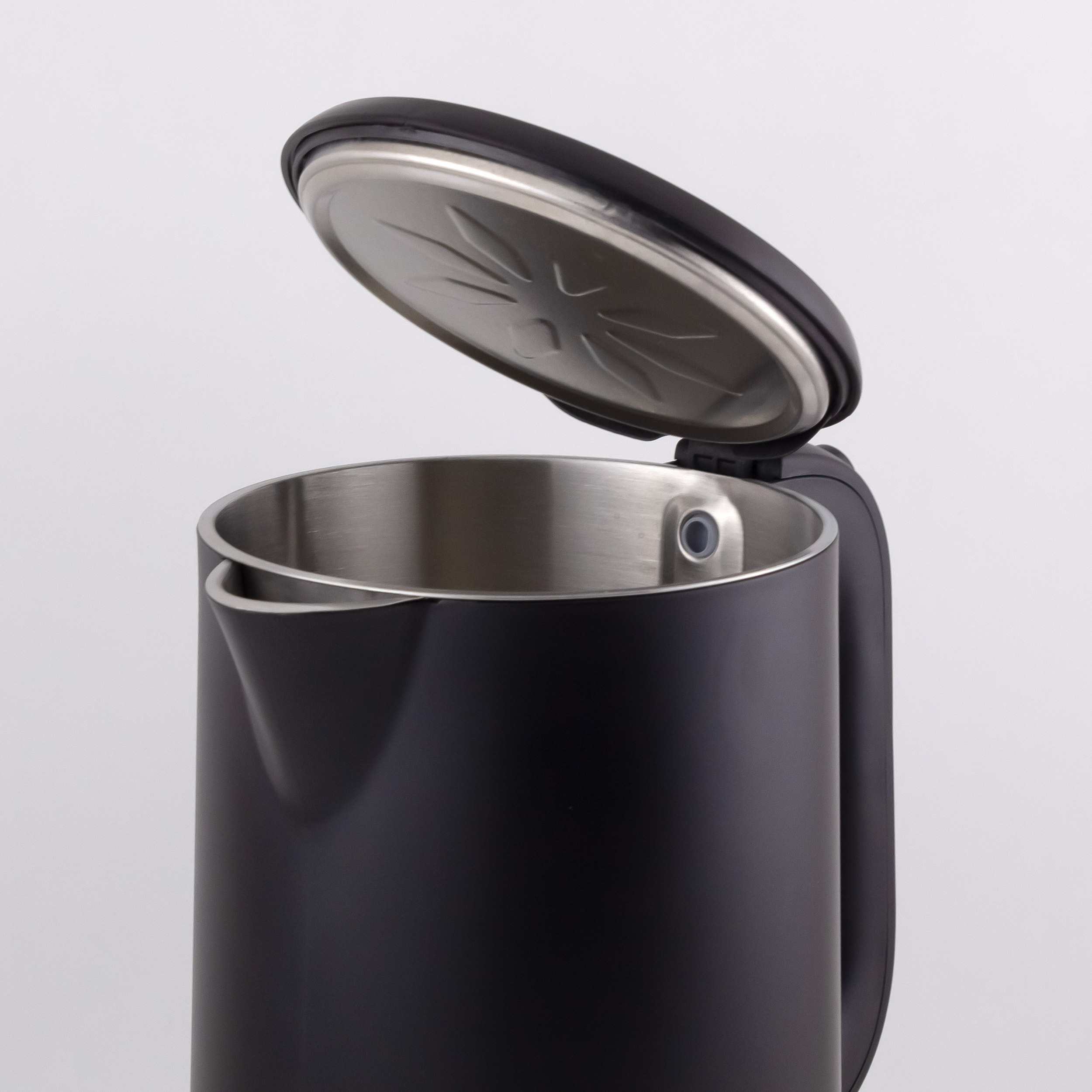 کتری برقی نیکای مدل NK 820 T1