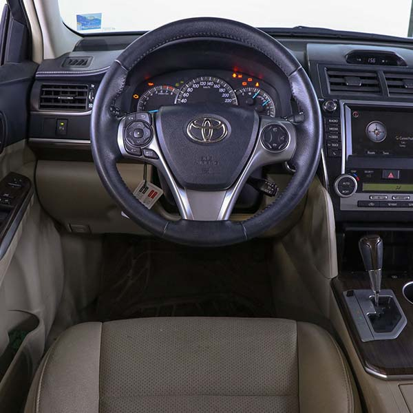 خودرو کارکرده تویوتا مدل کمری GLX دنده اتوماتیک سال 2014