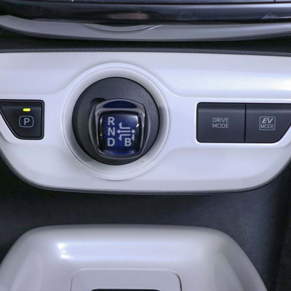 تویوتا پریوس تیپ B اتوماتیک سال 2016