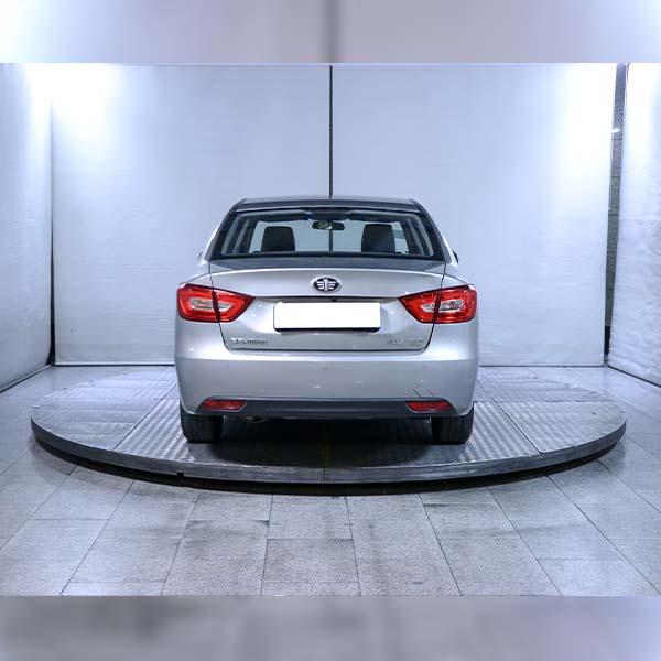 خودرو کارکرده فاو مدل بسترن B30 دنده اتوماتیک سال 1397