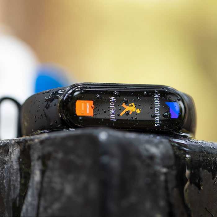 ساعت هوشمند شیائومی مدل  MI BAND 6 حسگر ضربان قلب، محاسبه سطح اکسیژن خون، بند سیلیکونی