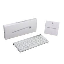 کیبورد اپل مدل MC184LL/B