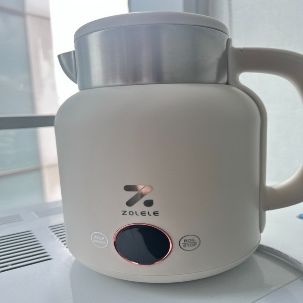 کتری برقی هوشمند زوله له مدل HK152