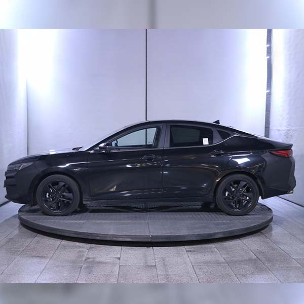 خودرو کارکرده کی ام سی مدل J7 دنده اتوماتیک سال 1401