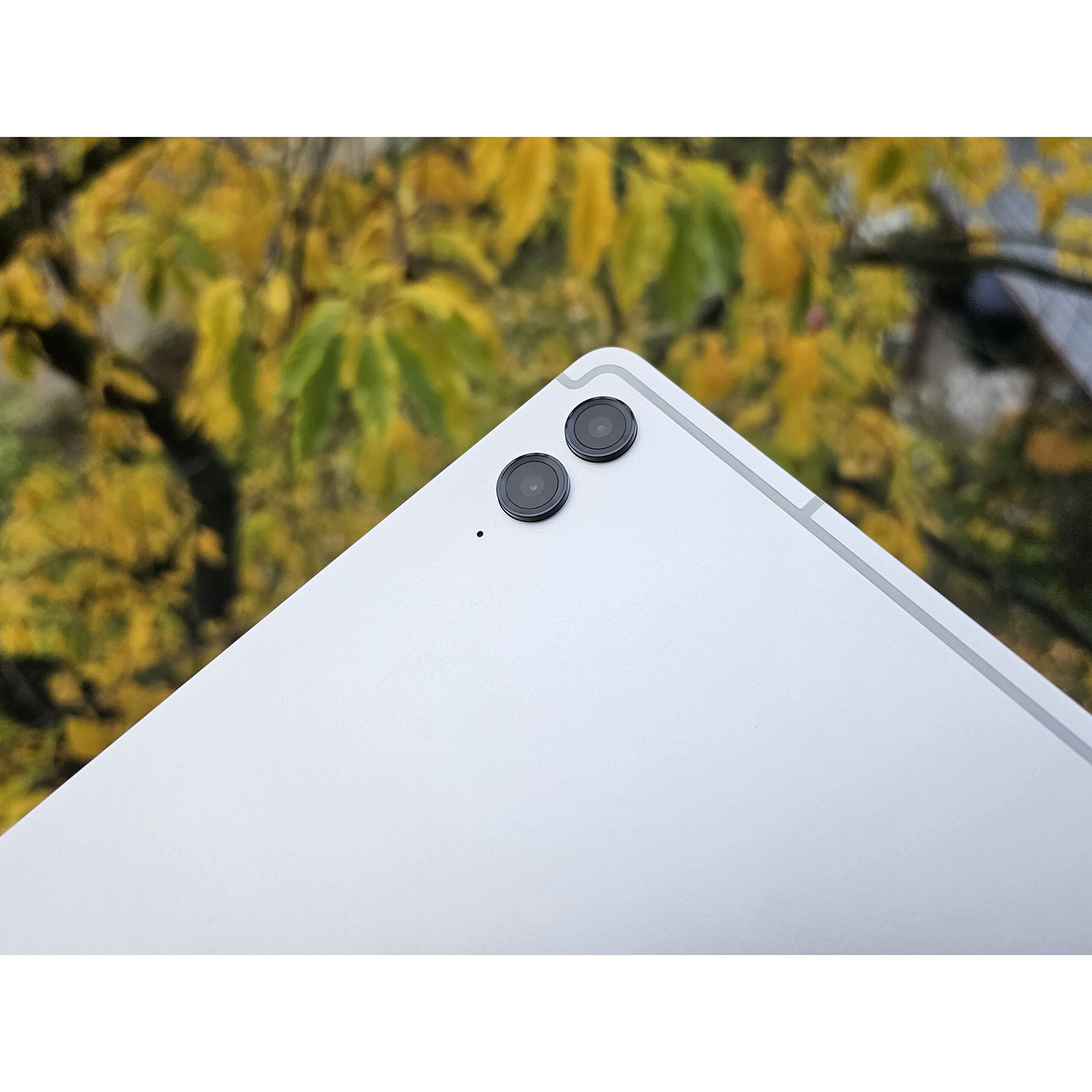 تبلت 12.4 اینچ سامسونگ مدل Galaxy Tab S9 FE Plus 5G SM-X616B ظرفیت 128 گیگابایت و رم 8 گیگابایت به همراه شارژر