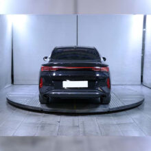 خودرو کارکرده کی ام سی مدل j7 دنده اتوماتیک سال 1402