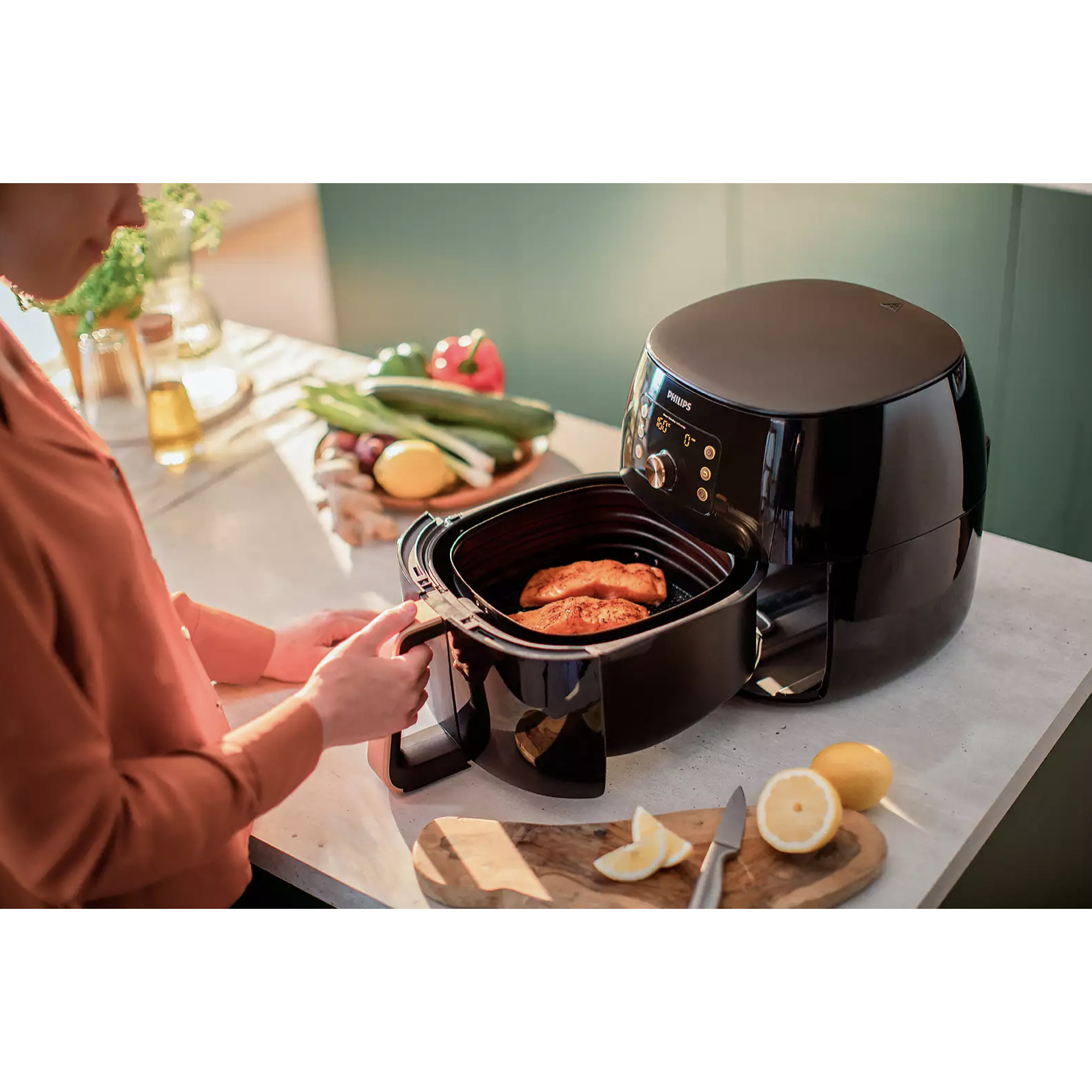 هواپز ۷.۳ لیتر فیلیپس مدل HD9867