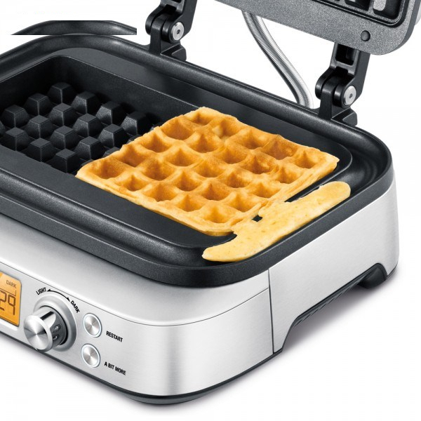 وافل‌ساز برویل مدل BWM620