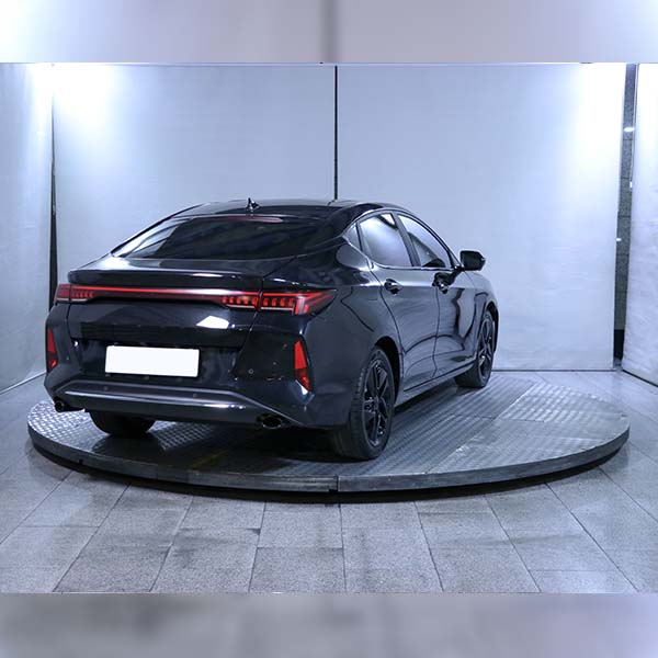 خودرو کارکرده کی ام سی مدل j7 دنده اتوماتیک سال 1402