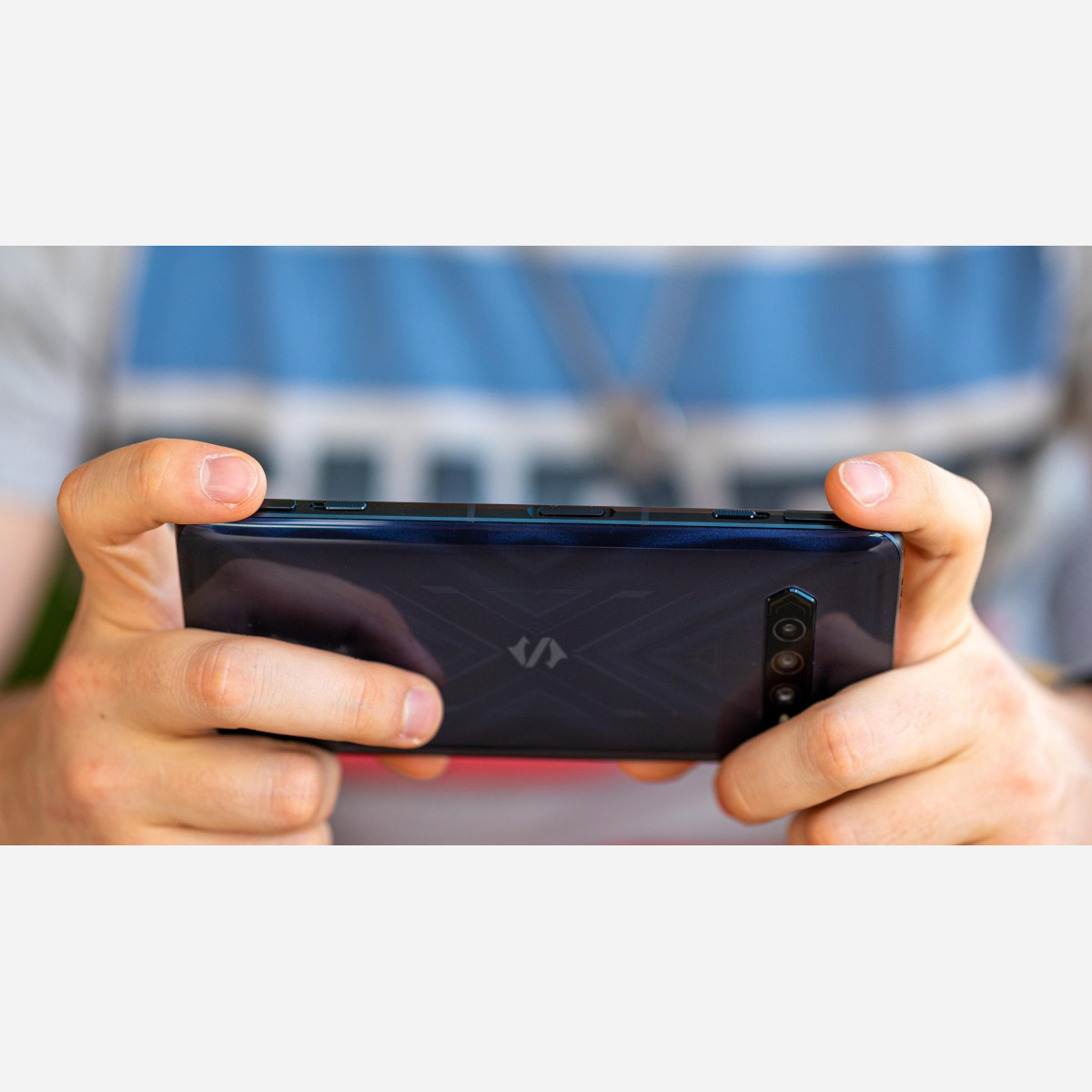 گوشی موبایل شیائومی مدل BLACK SHARK 4 دو سیم کارت ظرفیت 256 گیگابایت و رم 12 گیگابایت