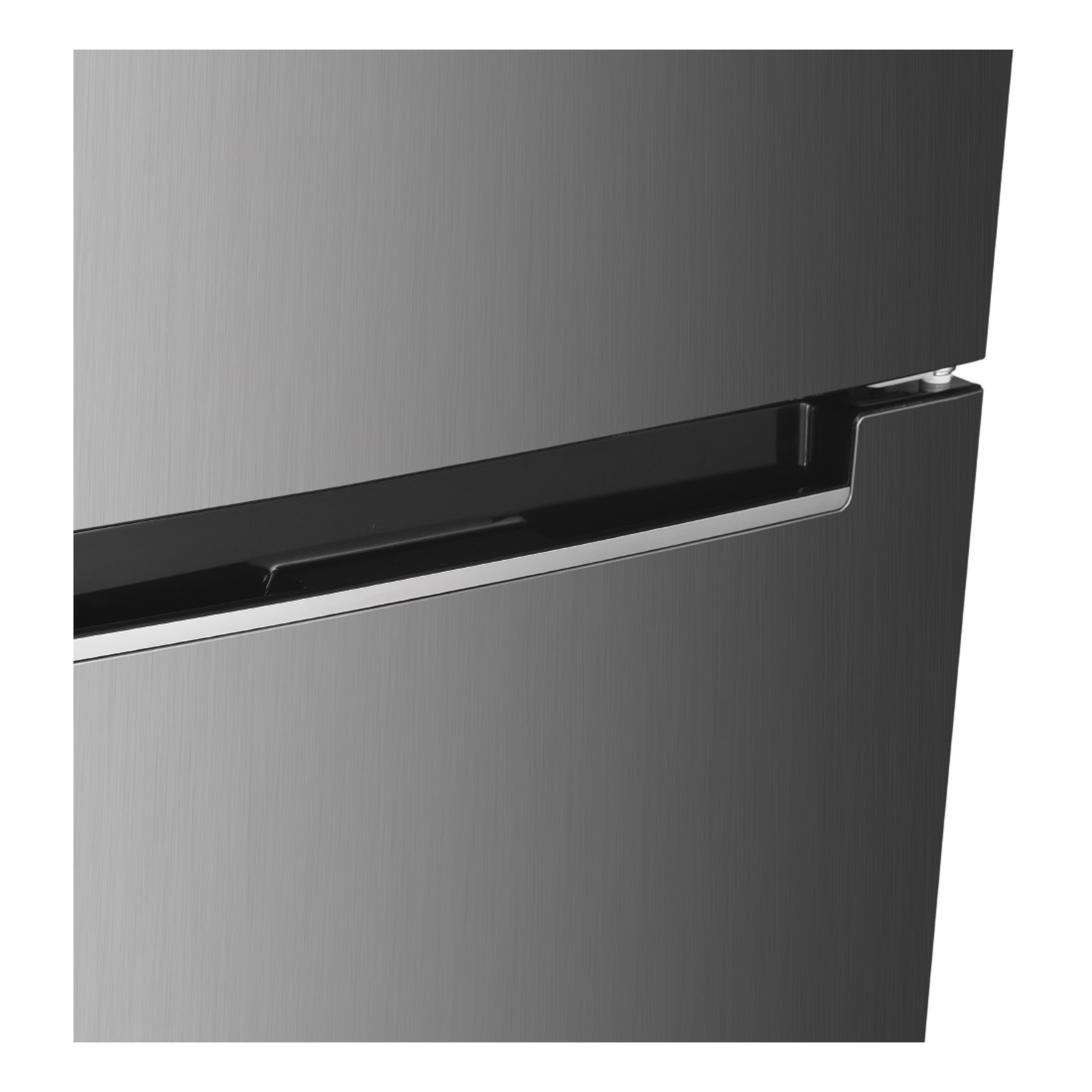 یخچال فریزر 18 فوت جی پلاس مدل GRF-P3117S/W، دارای آبریز دستی، با ارتفاع 184.3، پهنای 60 و عمق 67.2 سانتیمتر، میزان مصرف انرژی A++، دارای 4 طبقه در یخچال و 3 طبقه در فریزر