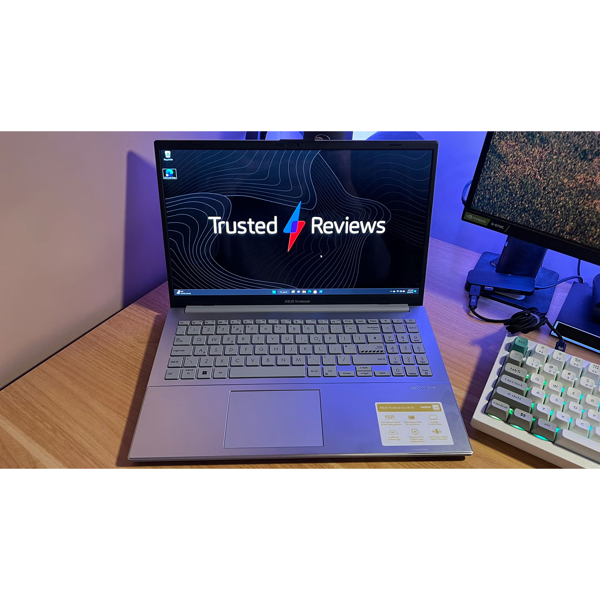 لپ تاپ 15.6 اینچی ایسوس مدل Vivobook GO L1504FA-NJ560-R5 7520U-8GB LPDDR5-512GB SSD-TN